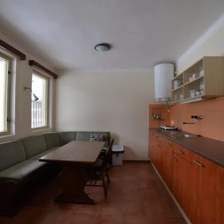 Apartment Na Stare Papirne Dobronice